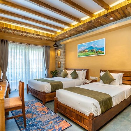 Bar Peepal Resort Ποκάρα Εξωτερικό φωτογραφία Deluxe Room