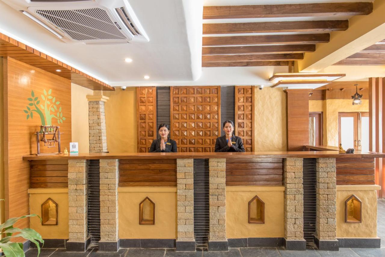 Bar Peepal Resort Ποκάρα Εξωτερικό φωτογραφία Reception at the hotel