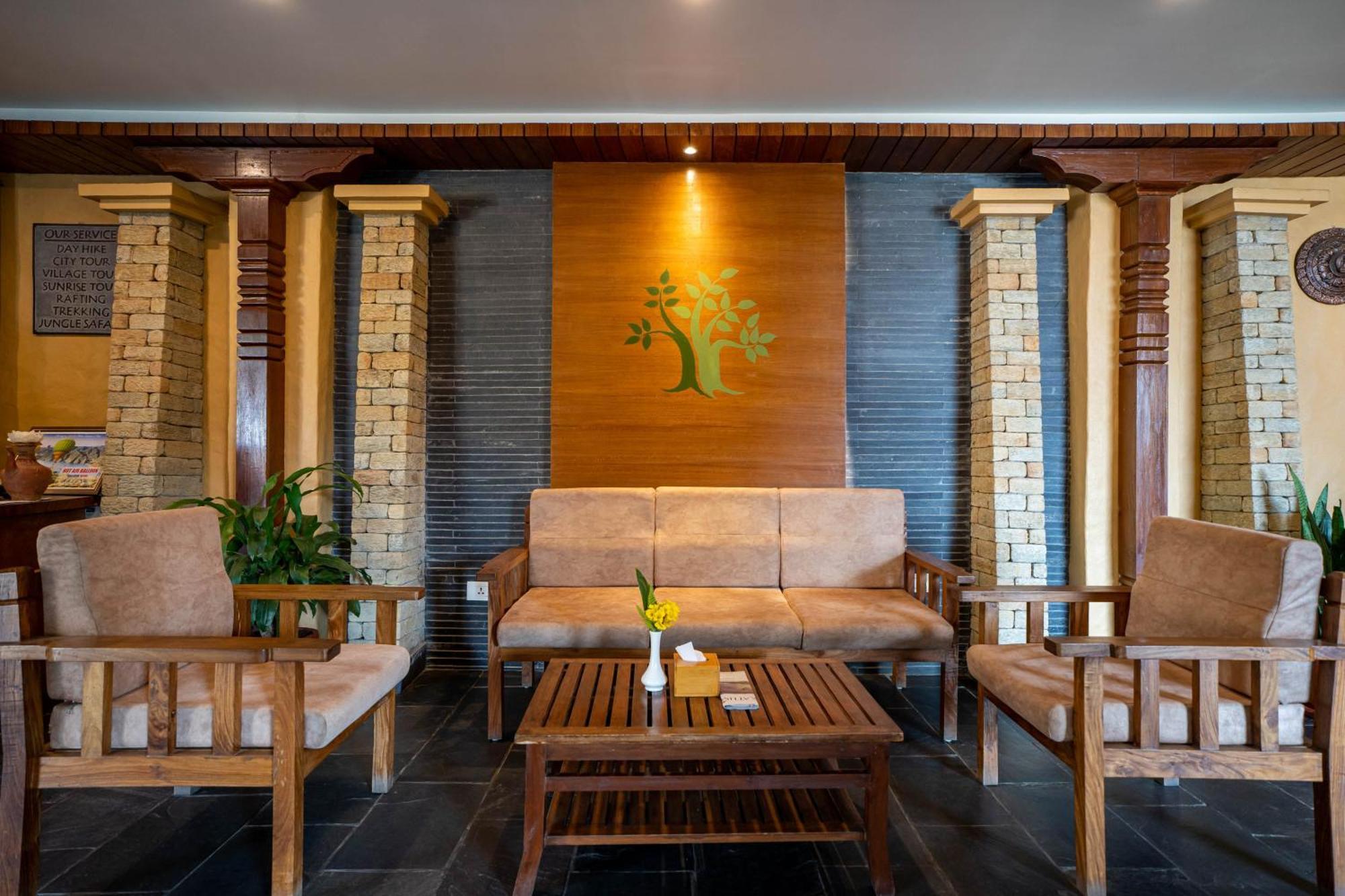 Bar Peepal Resort Ποκάρα Εξωτερικό φωτογραφία The lobby of the hotel