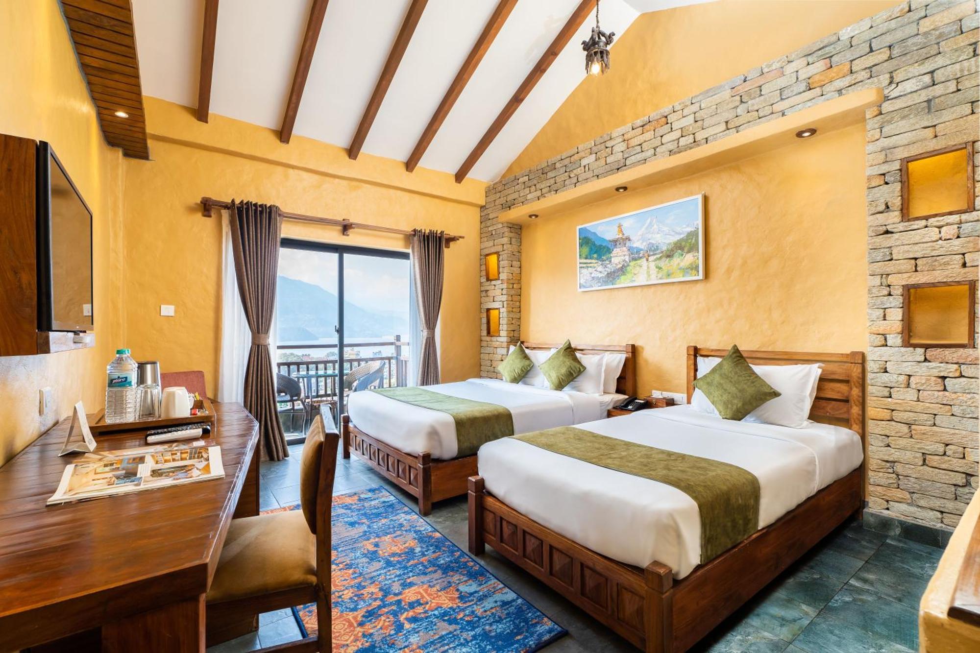 Bar Peepal Resort Ποκάρα Εξωτερικό φωτογραφία Deluxe Room