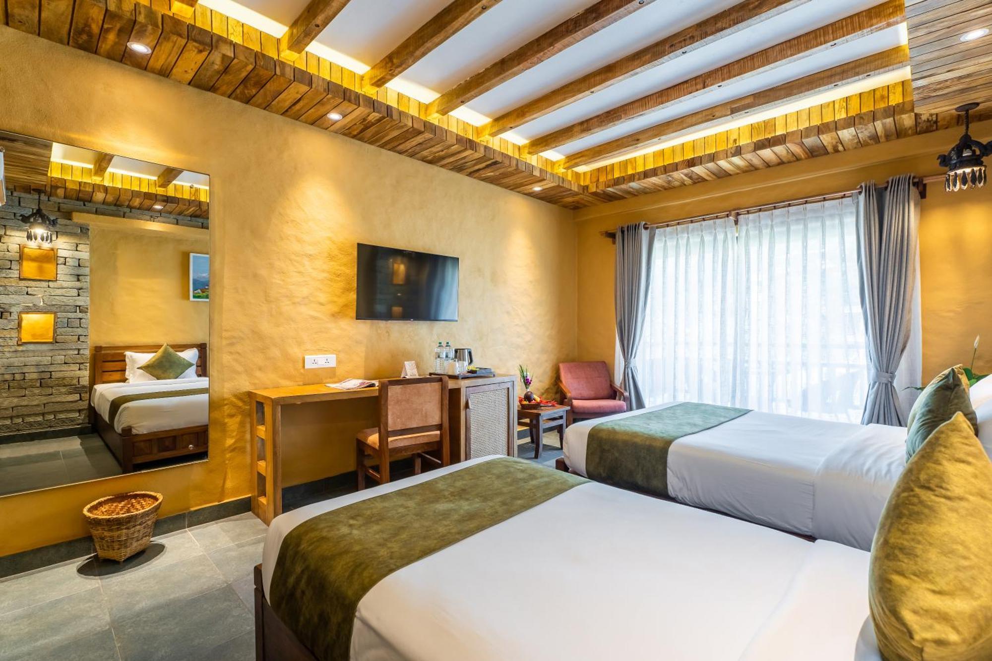 Bar Peepal Resort Ποκάρα Εξωτερικό φωτογραφία Deluxe Room